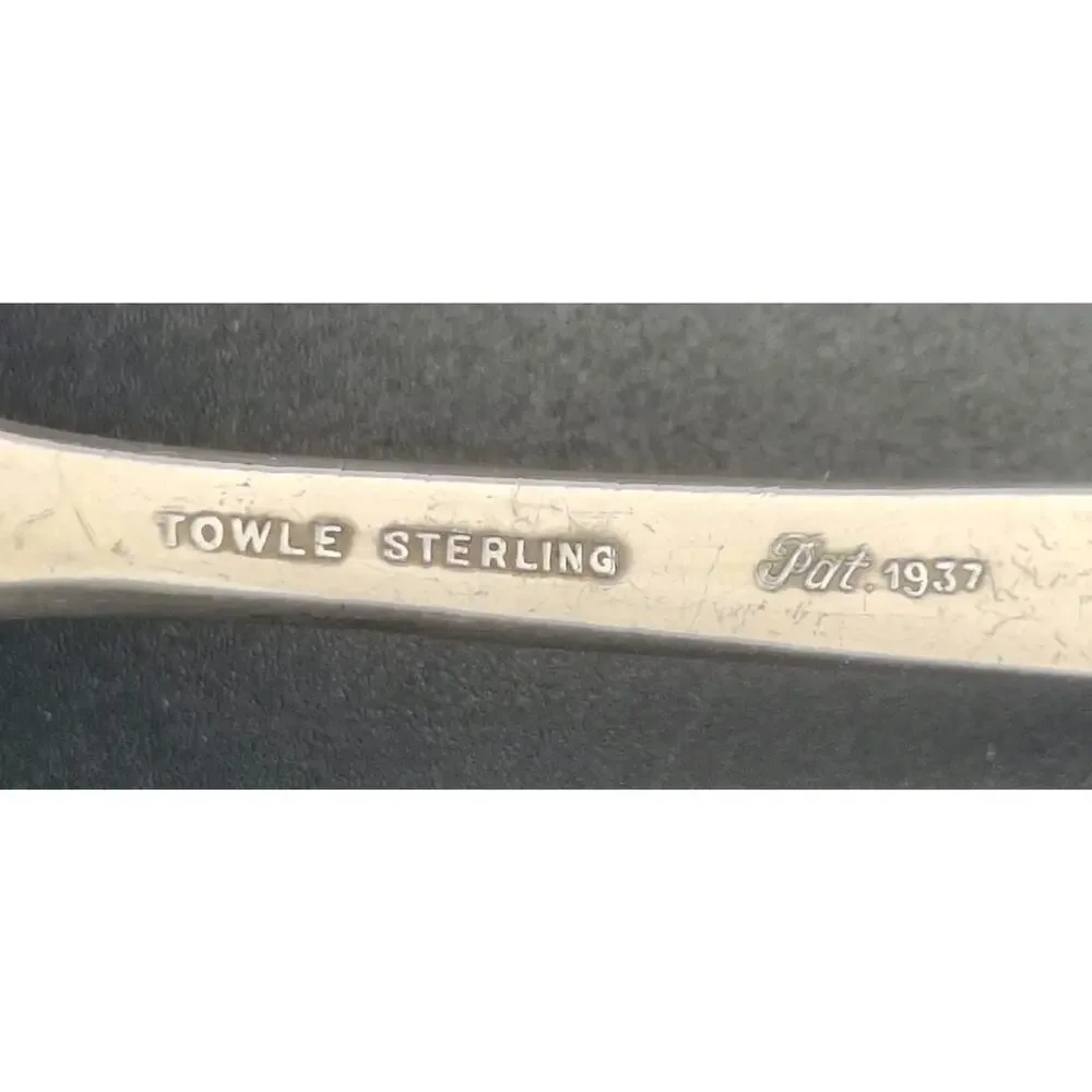 Towle Rambler Rose Sterling Silver Gravy Ladle 6-7/8